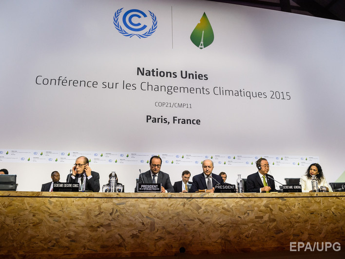 В Париже договорились ограничить рост глобального потепления двумя градусами по Цельсию
