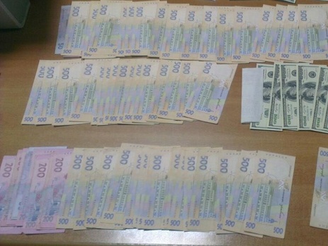 В Закарпатье СБУ задержала на взятке в 7,5 тыс. грн капитана полиции