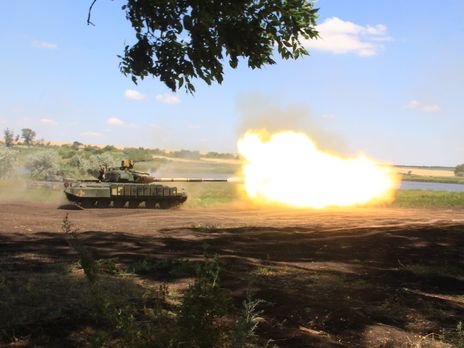 На Донбассе противотанковая ракета попала в грузовик, один украинский военный погиб, еще один получил ранения – штаб ООС