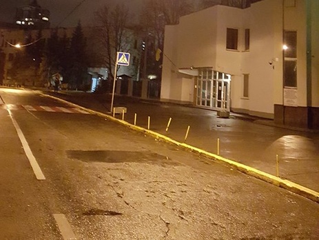 Угрожавшие бессрочным пикетом экс-милиционеры не остались ночевать под зданием МВД