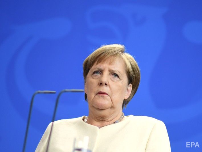 ﻿Меркель запевнила, що стежить за своїм здоров'ям 