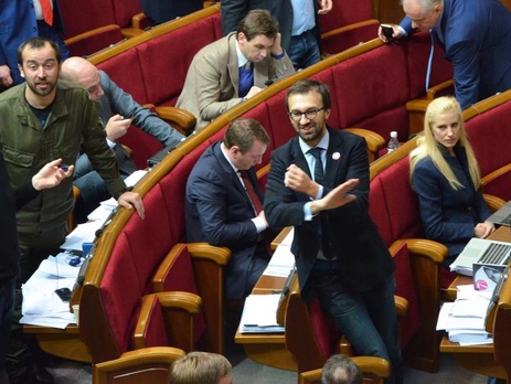 Лещенко официально попросил АП предоставить видео инцидента между Саакашвили, Яценюком и Аваковым