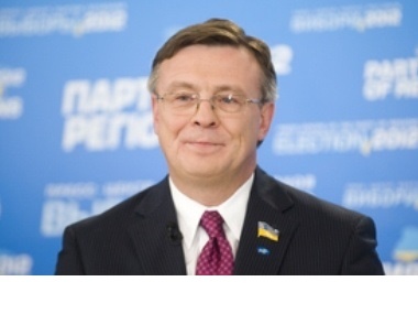 Парламент отстранил от обязанностей главу МИД Украины