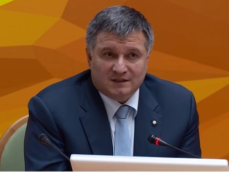 Аваков – Порошенко: Я знаю, что вам принесут сводки наблюдения за мной, моим сыном, женой, водителем, помощником