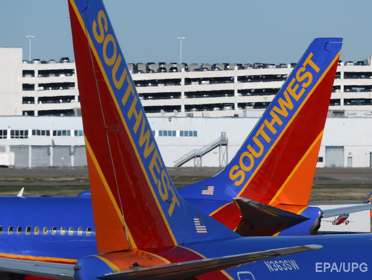 В США самолет компании Southwest Airlines совершил экстренную посадку