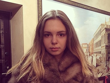 Дочь Меладзе показала его бывшую жену в юности