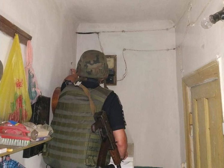 Боевики обстреляли Золотое-4, поврежден жилой дом &ndash; полиция