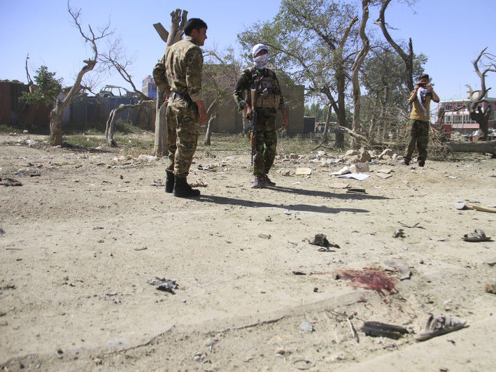 ﻿В Афганістані терорист-смертник підірвав себе на весіллі племінника командира проурядового загону, є жертви