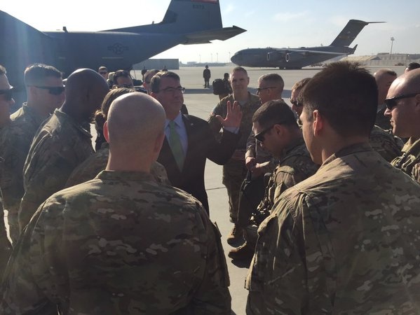 Глава Пентагона прибыл с незапланированным визитом в Афганистан