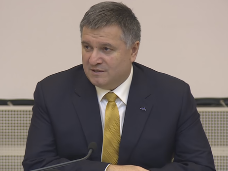 Аваков: После Нового года объявим конкурсы на должности сотрудников уголовного розыска и следователей Нацполиции Киева
