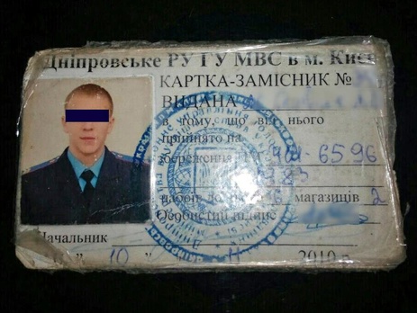 Полиция: В Киеве патрульные задержали нетрезвого полицейского за рулем, который пытался сбежать