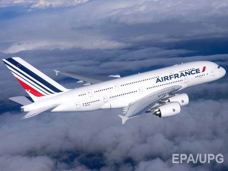 Глава Air France: На борту самолета в Кении нашли картонную коробку с приклеенным таймером