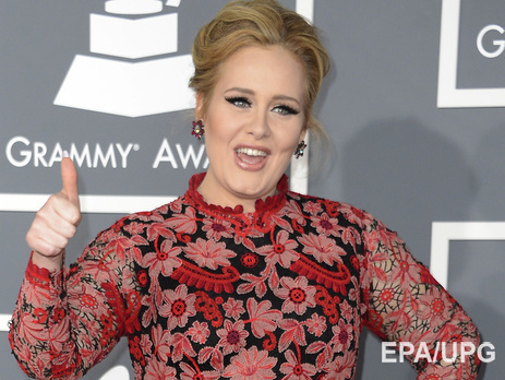 Адель бросила курить ради своего сына