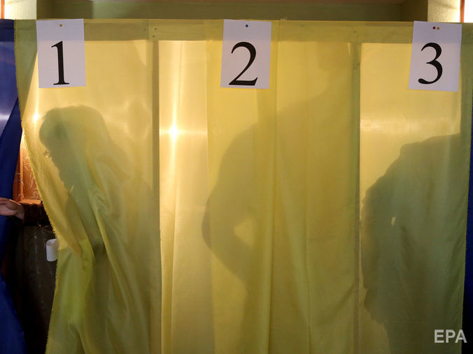 Место голосования перед досрочными парламентскими выборами сменили почти 281 тыс. украинцев – ЦИК
