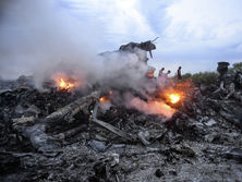 Boeing 777 потерпел крушение 17 июля 2014 года вблизи Тореза Донецкой области. Погибли все 298 человек, находившиеся на борту