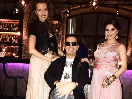 Пугачева, Буйнов, Цимбалюк отдохнули на дне рождения беременной дочери Юдашкина. Фото