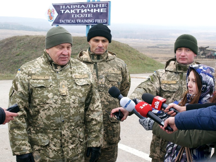 Минобороны Украины подтвердило подачу командующим Сухопутными войсками рапорта об увольнении