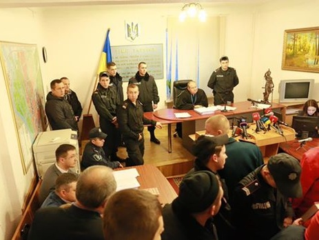 Суд по делу Корбана объявил перерыв до 20.30