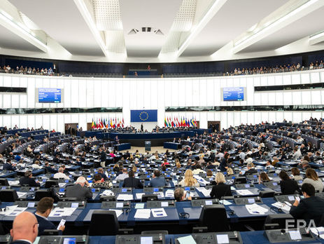 ﻿Європарламент закликав РФ звільнити українських політв'язнів, у справі про вбивство хлопчика в Переяславі-Хмельницькому з'явився четвертий підозрюваний. Головне за день