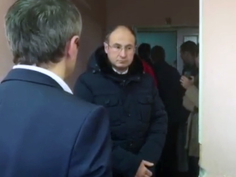 Корбана собираются доставить в суд. Видео