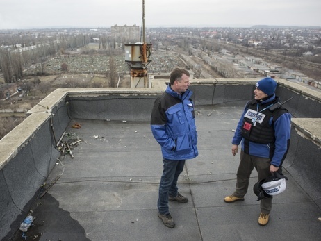 ОБСЕ: Услышав стрельбу, наблюдатели спецмиссии покинули Коминтерново и благополучно вернулись в Донецк