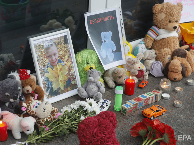 ﻿Убивство п'ятирічної дитини в Переяславі-Хмельницькому. Суд відправив неповнолітнього підозрюваного під нічний домашній арешт