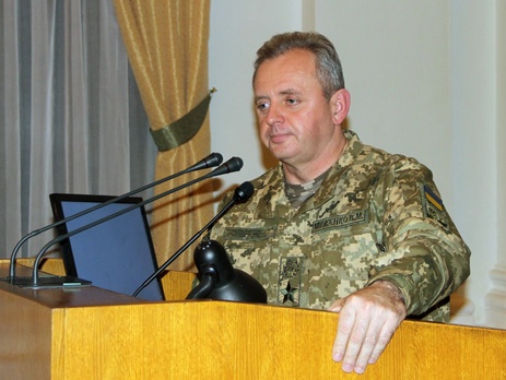 Муженко: Минобороны уволило 120 военкомов