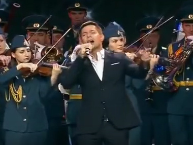 Стас Пьеха воспел 