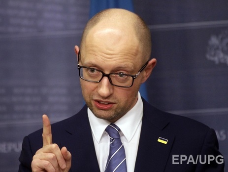 Яценюк: Кабмин введет контрсанкции против РФ, как только Порошенко подпишет необходимый закон