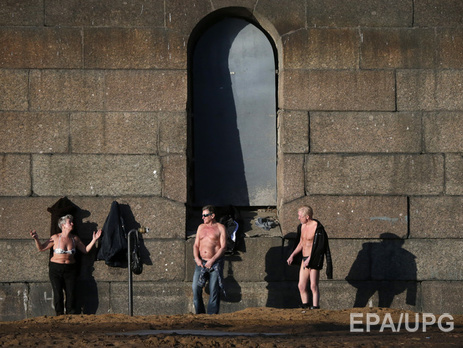 Минпромторг РФ предлагает сажать за контрабанду одежды на 12 лет