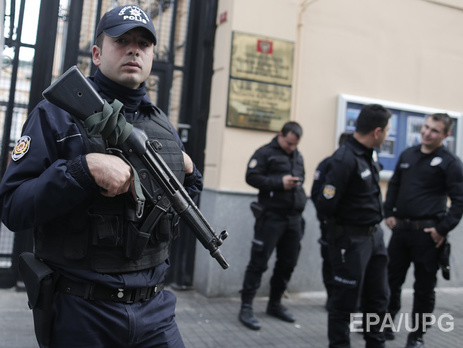 В Турции полиция задержала двоих подозреваемых в подготовке теракта в канун Нового года