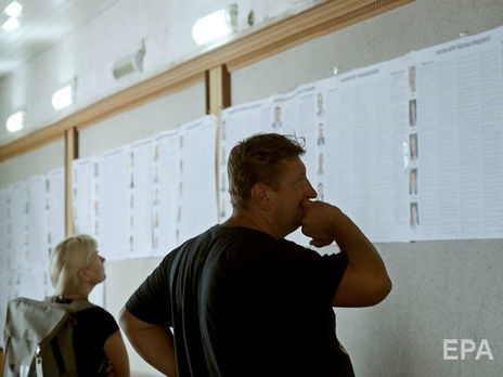 ﻿Голова однієї з виборчих комісій у Києві прийшов на дільницю п'яним – поліція