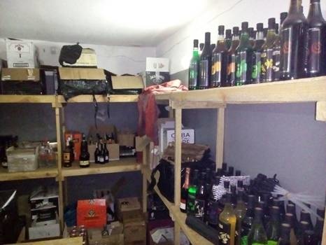 В Днепропетровской области СБУ блокировала реализацию контрабандных алкоголя и табака
