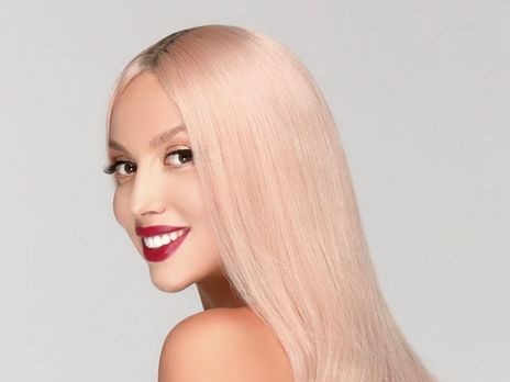 ﻿Полякова показала фігуру в купальнику