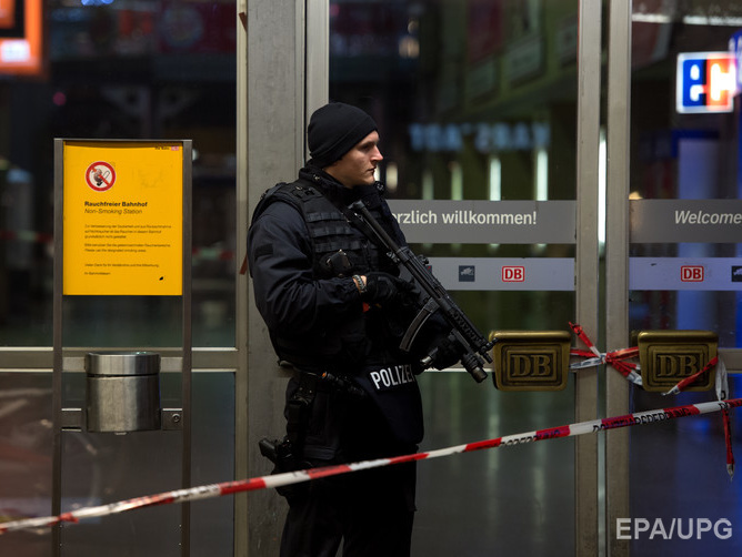 Полиция: В Мюнхене в связи с угрозой теракта эвакуировали железнодорожный вокзал