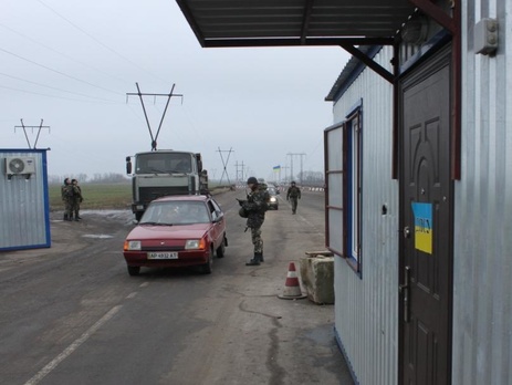 Госпогранслужба: Количество желающих пересечь пункты пропуска в зону АТО значительно сократилось