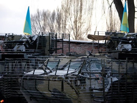 Славянский полк Нацгвардии накануне Нового года получил новые бронетранспортеры и автомобили. Фоторепортаж