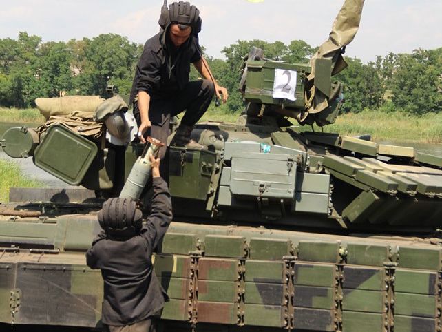 Боевики на Донбассе с начала суток перемирие не нарушали – Минобороны