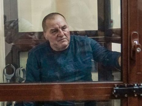 ﻿Адвокат: Бекіров не може встати з ліжка, у нього защемлення нерва у хребті