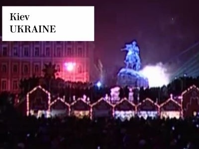 Неон, огни и фейерверки: как в разных странах мирах встретили Новый год. Видео