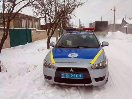 В Донецкой области полицейские изъяли гранаты и патроны у мужчины, забравшегося к местной жительнице