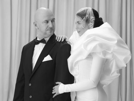 Опубликован бэкстейдж-ролик со съемок клипов 