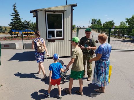 Все пункты пропуска на Донбассе, включая 