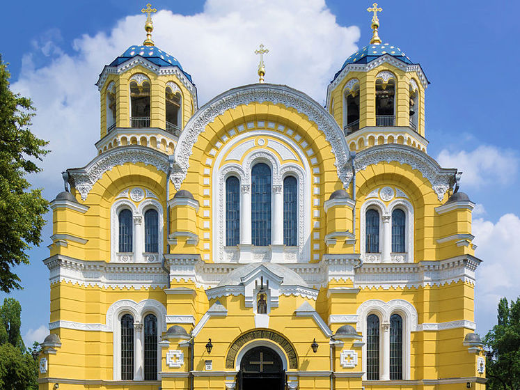 Прокуратура настаивает на принудительном лечении мужчины, который сообщил о минировании церквей Киева накануне Пасхи
