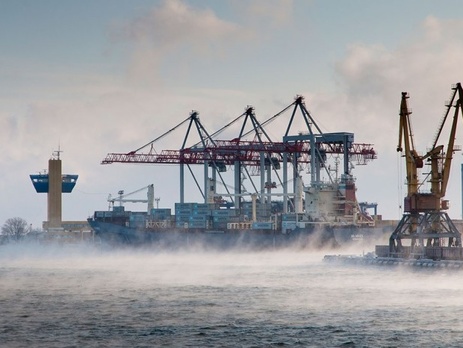 Smoke On The Water. В Одессе из-за резкого похолодания над морем образовался пар. Фоторепортаж