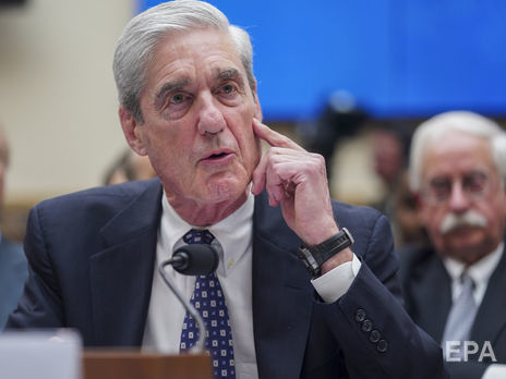 ﻿Мюллер припустив, що Трампу можна буде висунути обвинувачення, коли він покине Білий дім