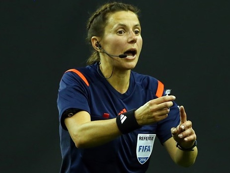 Лучшей женщиной-арбитром в 2015 году стала украинка