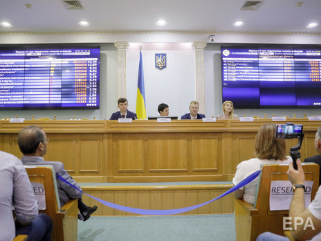 ЦИК Украины обработал 100% электронных протоколов. В Раду проходят пять партий 
