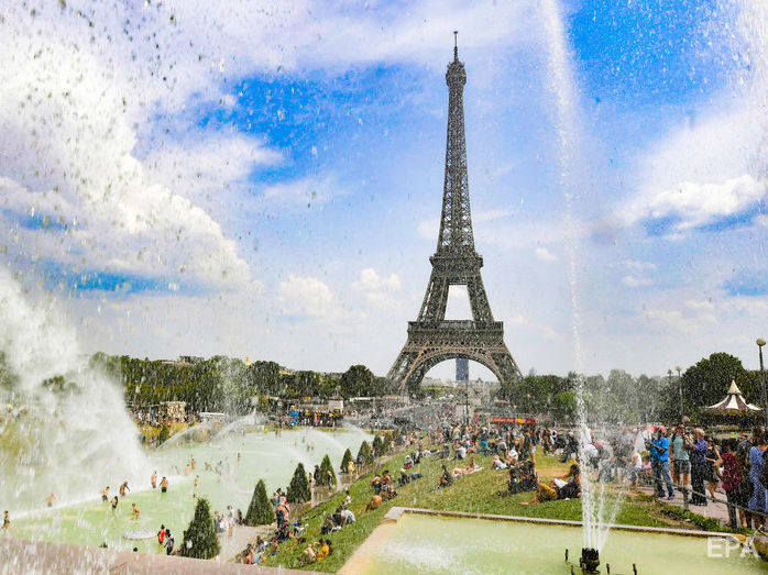 В Париже зафиксирована рекордная температура за все время наблюдений &ndash; 42,6°