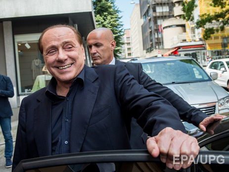 Берлускони намерен вернуться в политику